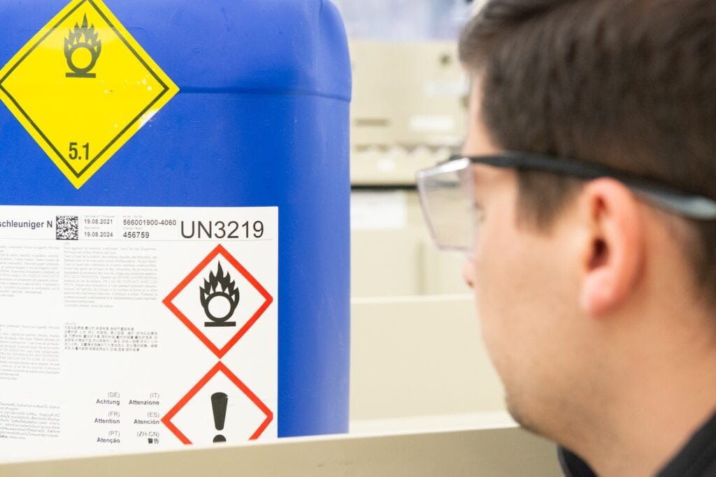Canisters with hazardous goods labelling